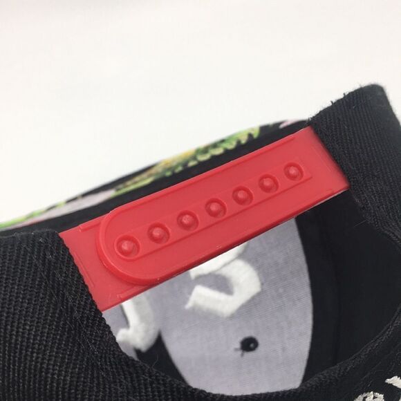 KORE Black and Floral Cap / Hat SnapBack 213 embroidery - Picture 14 of 15